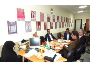 هفتاد و سومین جلسه شورای علمی گروه هنر و تمدن اسلامی برگزار گردید. هفتاد و سومین جلسه شورای علمی گروه هنر و تمدن اسلامی برگزار گردید.
